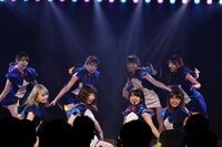 AKB48「島崎遥香卒業公演」の様子。(c)AKS