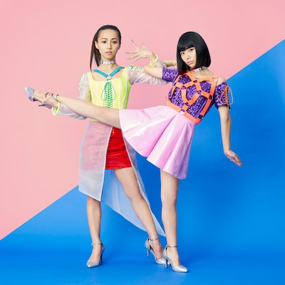 Faint★Star。左からHINA、YURIA。