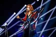 高見沢俊彦（Photo by HAJIME KAMIIISAKA）