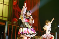 「上坂すみれのひとり相撲2016～サイケデリック巡業～」の様子。（撮影：鈴木健太、大杉明彦）