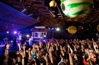 EGO-WRAPPIN'「Midnight Dejavu」12月25日公演の様子。 （撮影：仁礼博）