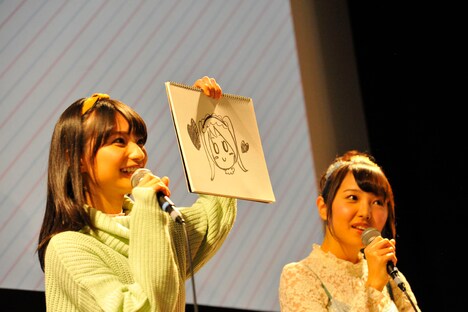 高野麻里佳と長久友紀。