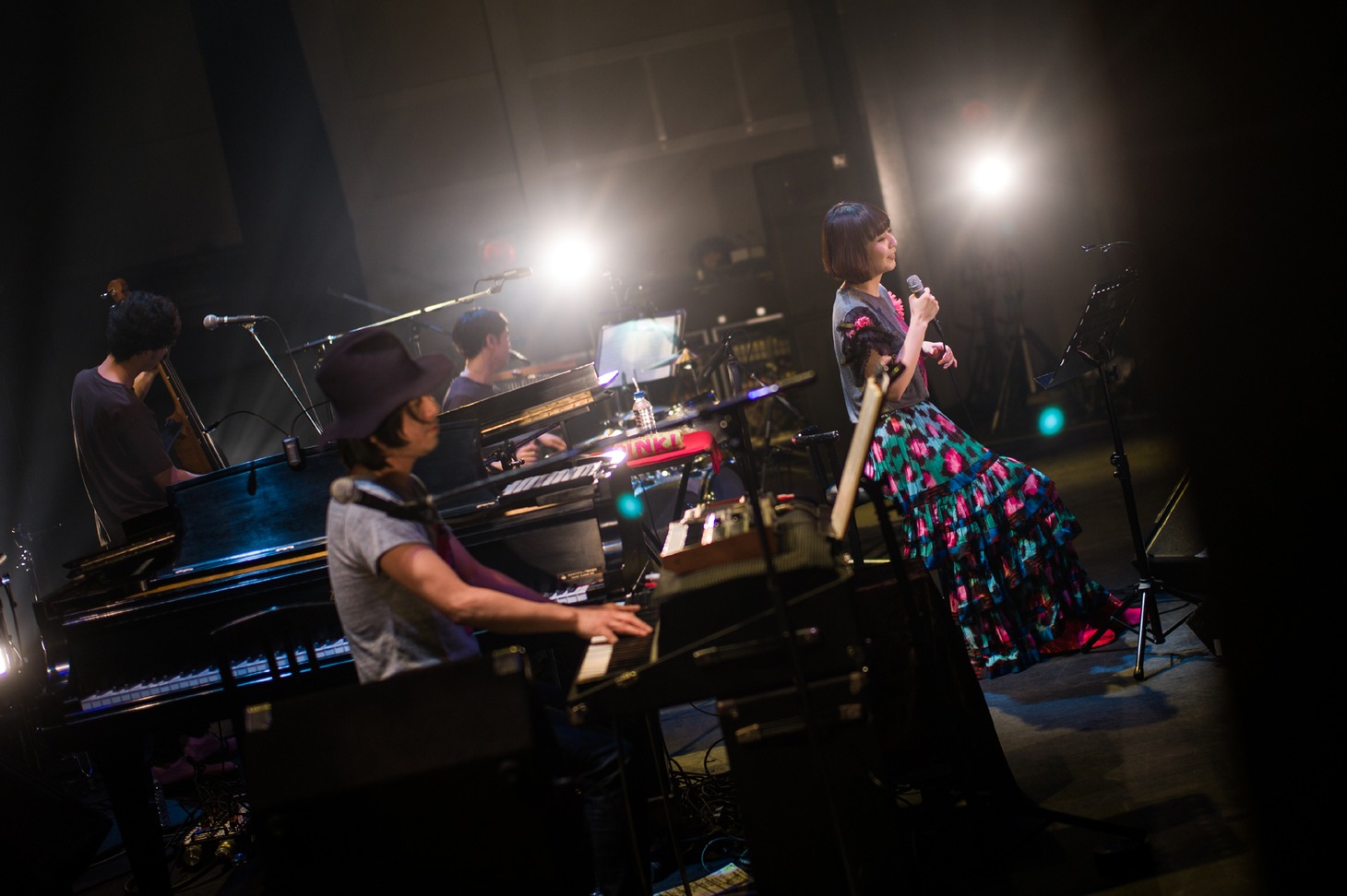 「TOKI ASAKO LIVE TOUR 2016 "PAINT IT PINK!"」 東京・恵比寿ザ・ガーデンホール公演の様子。（撮影：ハタサトシ）