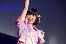 小山ひな（撮影：藤巻祐介）