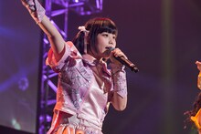 小山ひな（撮影：藤巻祐介）