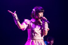 小山ひな（撮影：藤巻祐介）