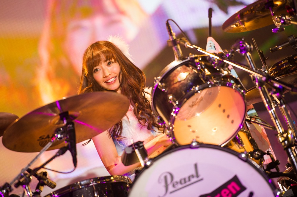 ひなんちゅ（Dr）（Photo by SATOSHI HATA）