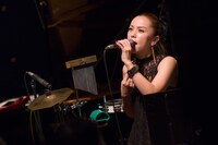 東京・JZ Bratでの「LOVE LOUNGE vol.5 ～X'mas Special～」の様子。（撮影：川畑淳平）