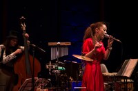 東京・JZ Bratでの「LOVE LOUNGE vol.5 ～X'mas Special～」の様子。（撮影：川畑淳平）