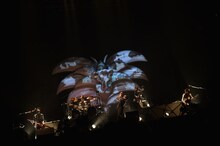 BUCK-TICK「BUCK-TICK Tour アトム未来派 No.9」東京・日本武道館公演の様子。（撮影：田中聖太郎）