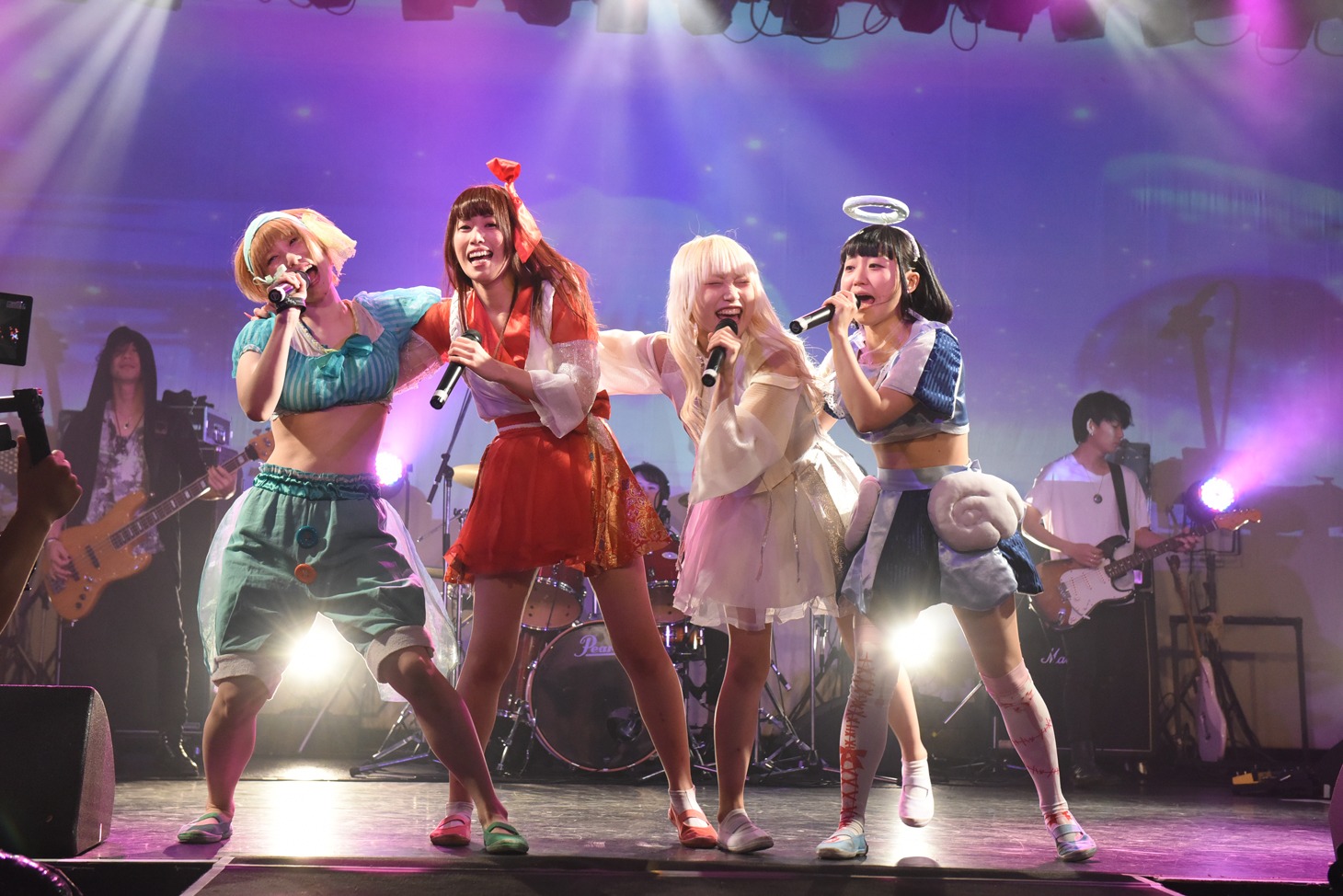 ぜんぶ君のせいだ。ワンマンライブ「～ぜんぶ僕のせいだ。～」の様子。