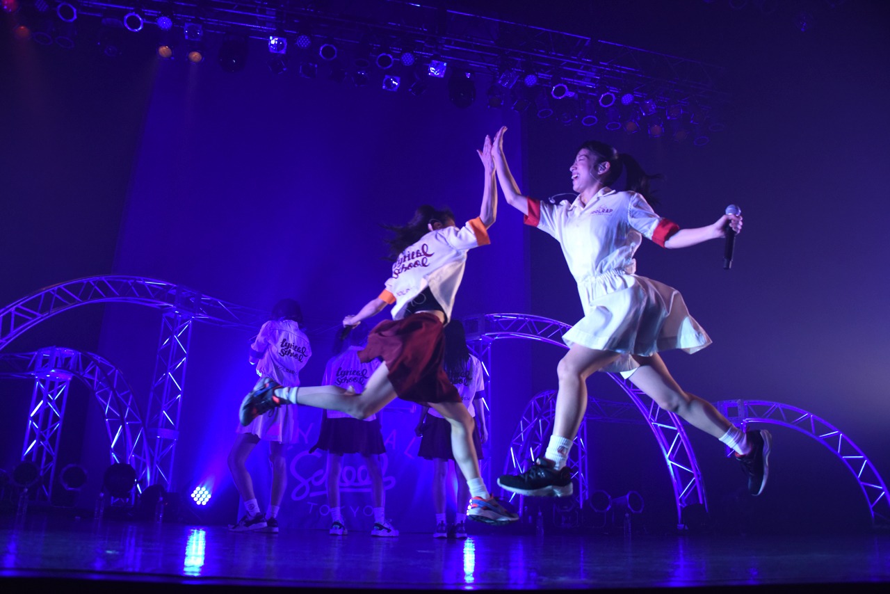 「lyrical school tour 2016 "guidebook"」最終公演の様子。
