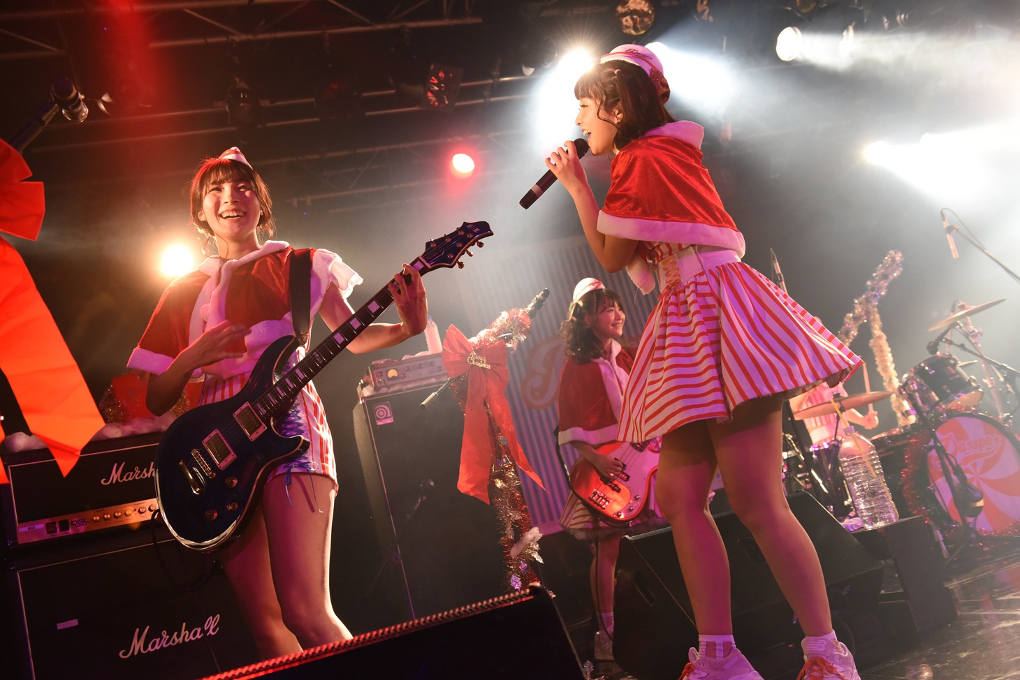 「BAND PASSPO☆ 2ndワンマンLIVE」の様子。