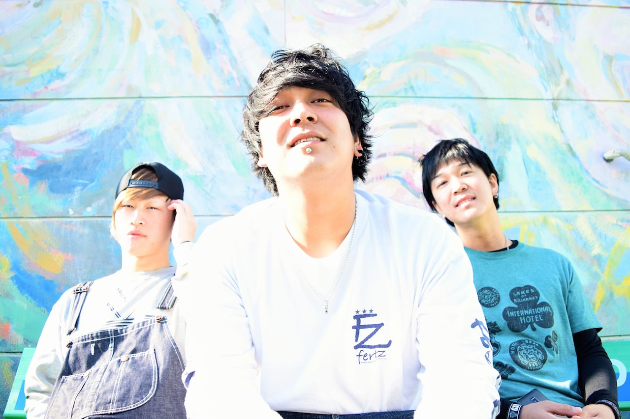 LOOKLIKE、日常切り取ったハートフルな新ミニアルバム「FILM」