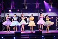 カントリー・ガールズ（写真提供：アップフロント）