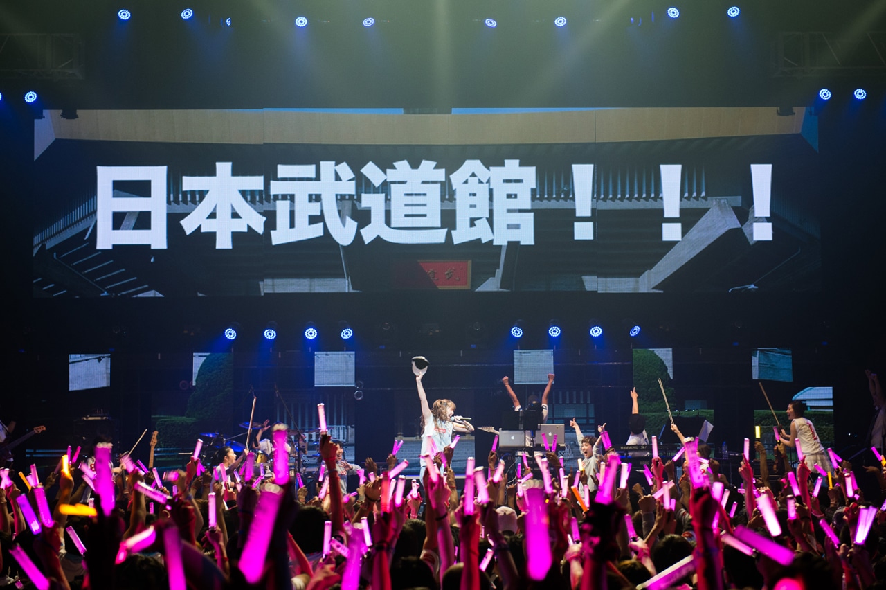 Pile「Pile Asia Tour 『Happy New Year 2017 Special Live』」東京・TOKYO DOME CITY HALL公演の様子。（撮影：田中聖太郎）