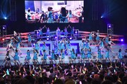 「Hello! Project 2017 WINTER ～Crystal Clear～」初日公演の様子。