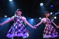 左から五十嵐夢羽と宇野友恵。