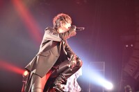 luz（撮影：小松陽祐［ODD JOB］、小川舞）