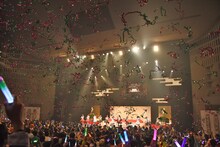 「新春特別公演 私立恵比寿中学×Negicco～当日までには仲良くなろうね～」の様子。