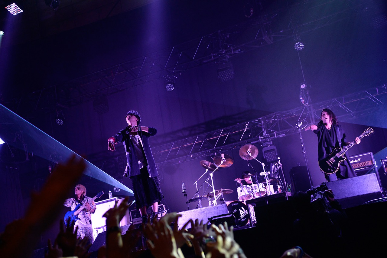 THE ORAL CIGARETTES