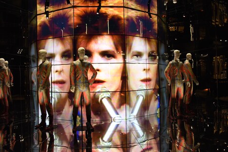 「DAVID BOWIE is」の展示品。