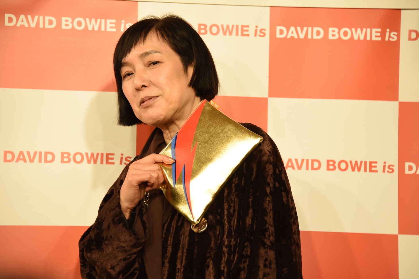 桃井かおり