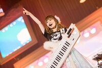 ゆかるん（Key） （Photo by Satoshi Hata）