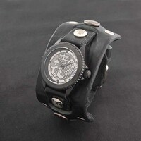 「Musikleidung angela×Red Monkey 腕時計」KATSUモデル