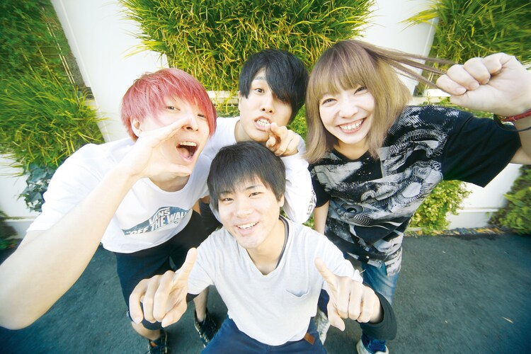 大阪発の男女ツインボーカルMODERN KNOCK、全国流通盤「IRIS」発売の記事へのコメント 音楽ナタリー