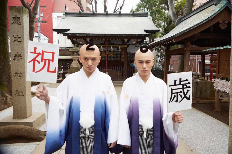 左から小林龍二、泉大智。