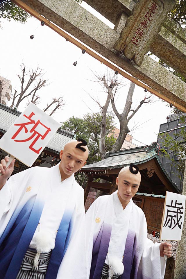 左から小林龍二、泉大智。