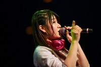 かれん（撮影：三吉ツカサ[Showcase]）