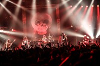 BAND-MAID「1st Full Album『Just Bring It』Pre-Release One-man ～新年 初お給仕はじめます～」の様子。（Photo by Shingo Tamai）