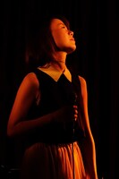 「Yokohama LOOP 2017 New Year Live feat 半崎美子」の様子。