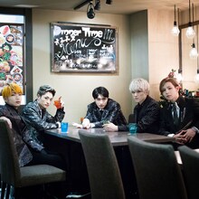 X4「i want you back」ジャケット