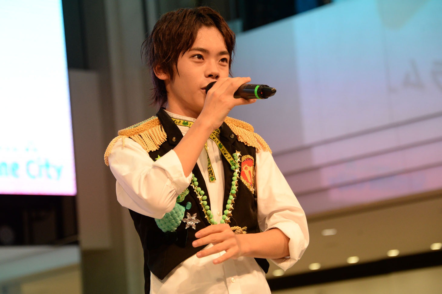 山崎悠稀