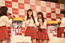 「次は存在感のあるしじみになりたい」と語る野中美希（左から2番目）。