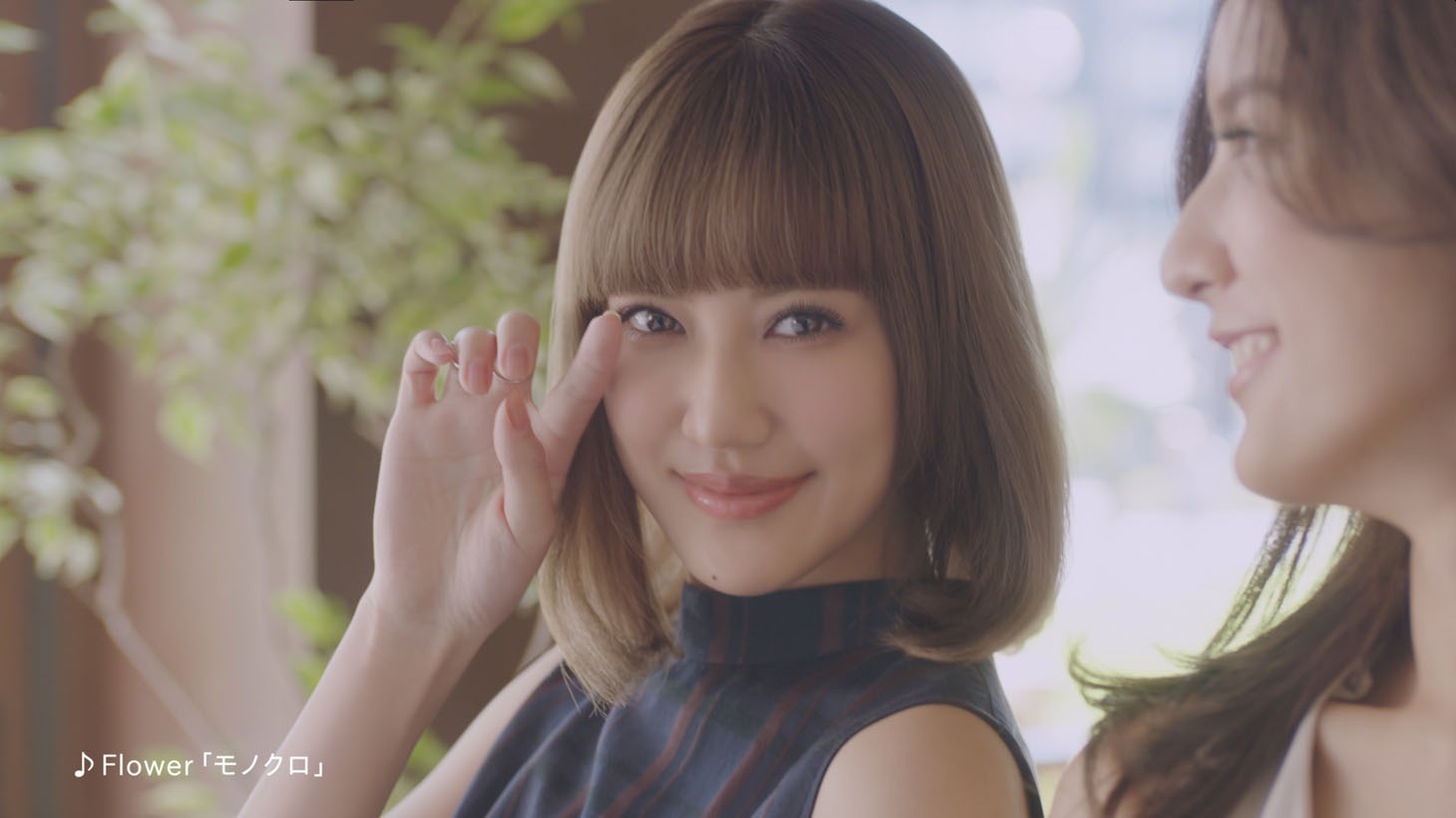 「ファシオ」新CMのワンシーン。