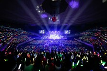 「BOYS AND MEN LIVE 2017 in 武道館 ～One For All, All For One～」の様子。