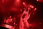 「ALL ABOUT POP Release Tour『“ワンマン”スかこれ。～東阪編～』」東京・EX THEATER ROPPONGI公演の様子。