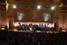 「YOSHIKI CLASSICAL SPECIAL feat. Tokyo Philharmonic Orchestra」の様子。