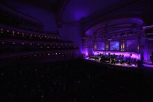 「YOSHIKI CLASSICAL SPECIAL feat. Tokyo Philharmonic Orchestra」の様子。