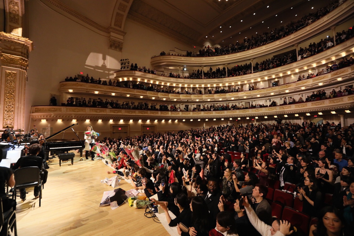 「YOSHIKI CLASSICAL SPECIAL feat. Tokyo Philharmonic Orchestra」の様子。