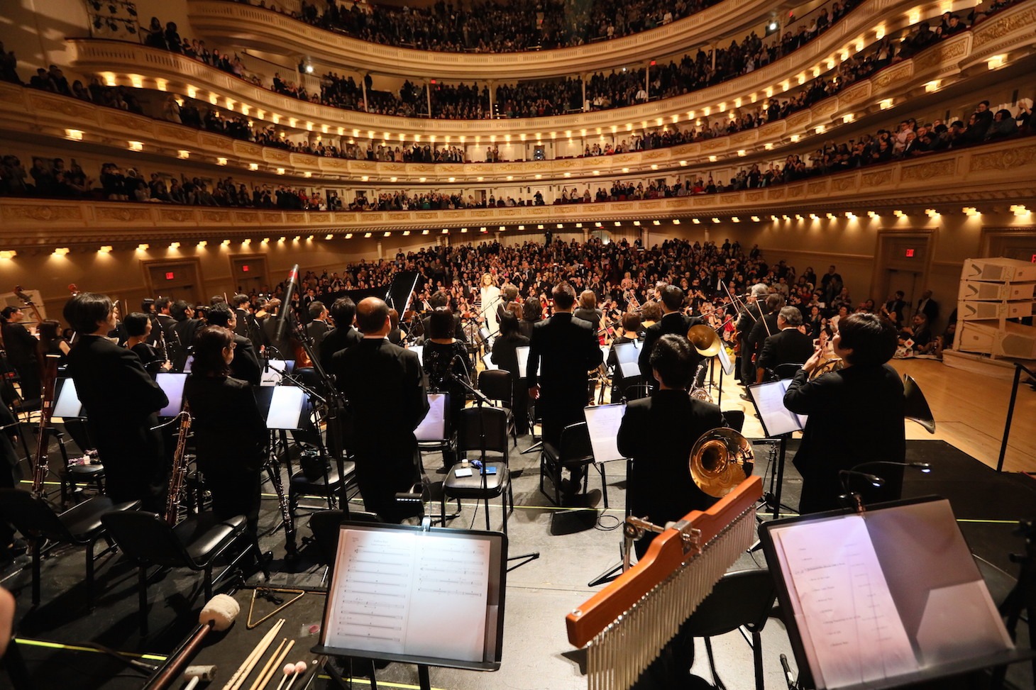 「YOSHIKI CLASSICAL SPECIAL feat. Tokyo Philharmonic Orchestra」の様子。