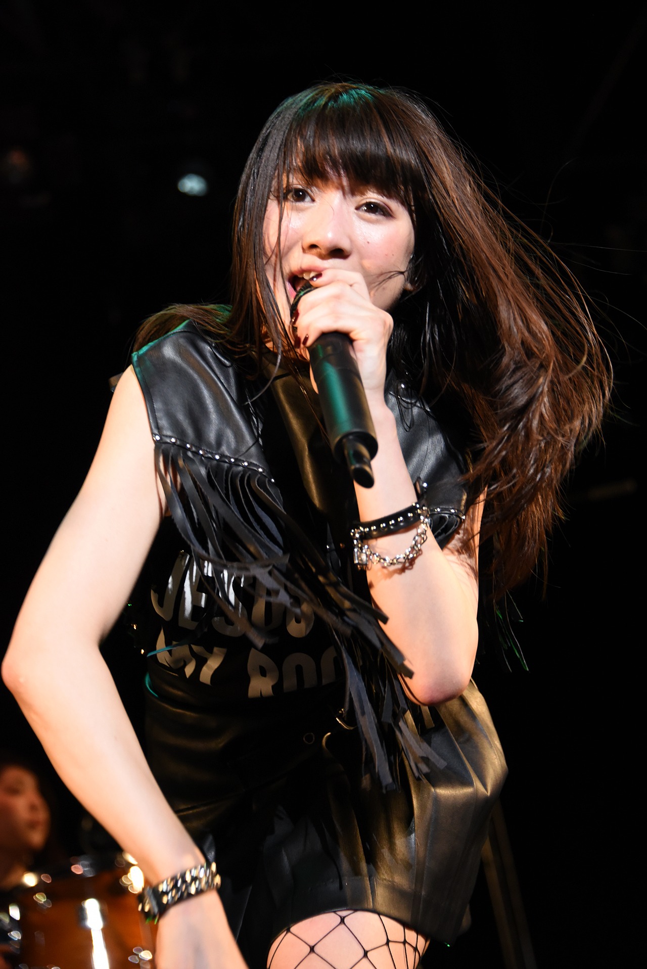 新井ひとみ