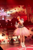 竹達彩奈「竹達彩奈 LIVE2016-2017 "Lyrical Concerto"」中野サンプラザホール公演の様子。