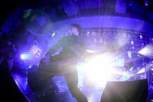 中原健仁（B / LAMP IN TERREN）（Photo by Viola Kam [V'z Twinkle]）