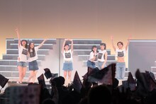 「Flower Theater 2016 ～THIS IS Flower～」最終公演の様子。（写真提供：LDH）