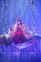 鷲尾伶菜（写真提供：LDH）